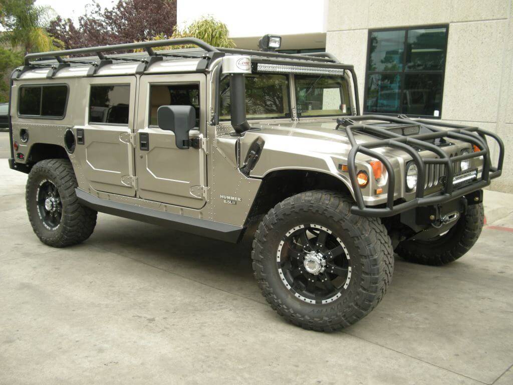 Hummer War